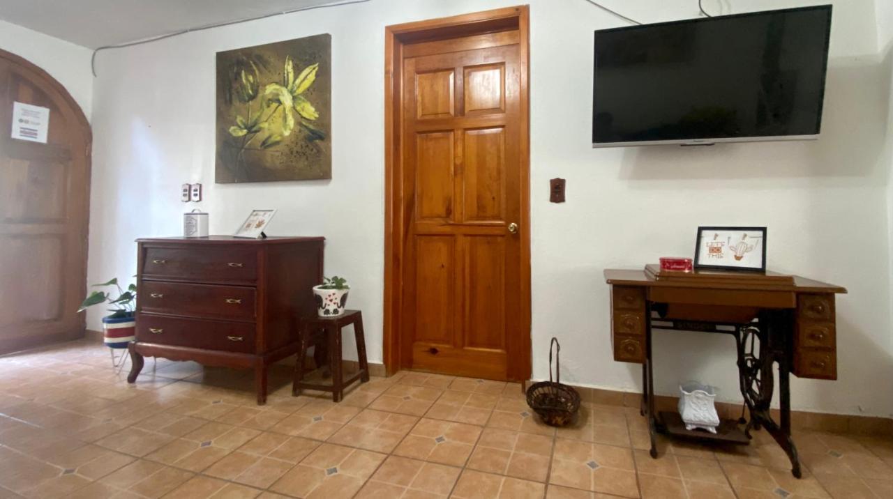 Bed and breakfast Pura Vida! Ciudad Hidalgo Extérieur photo